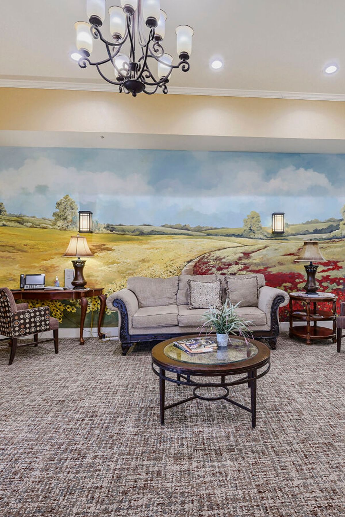 Cappella Pueblo West Senior Living Community in Pueblo West, CO - 170 s. dacona dr. - web quality - 015 - 15 living room (2)
